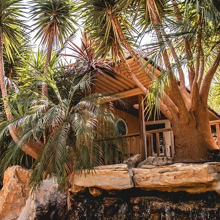 Toison D'or Tatil parkı