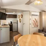 金羊毛酒店 假日公园 拉马蒂埃勒