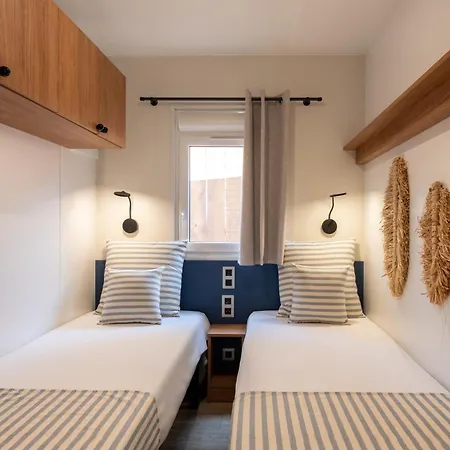 Toison D'or Holiday park 5*